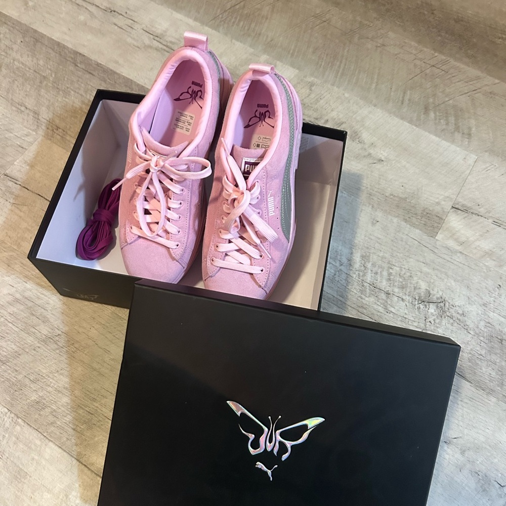 Dua Lipa Collaboration Special Edition Pink Pumas Size 8.5 - Picture 5 of 11